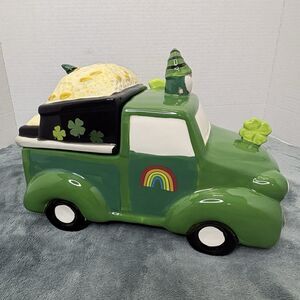 Sheffield Home St. Patrick's Leprechaun Clover Farm Truck Gold Pot Cookie Jar